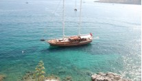 Sagapo - At Anchor